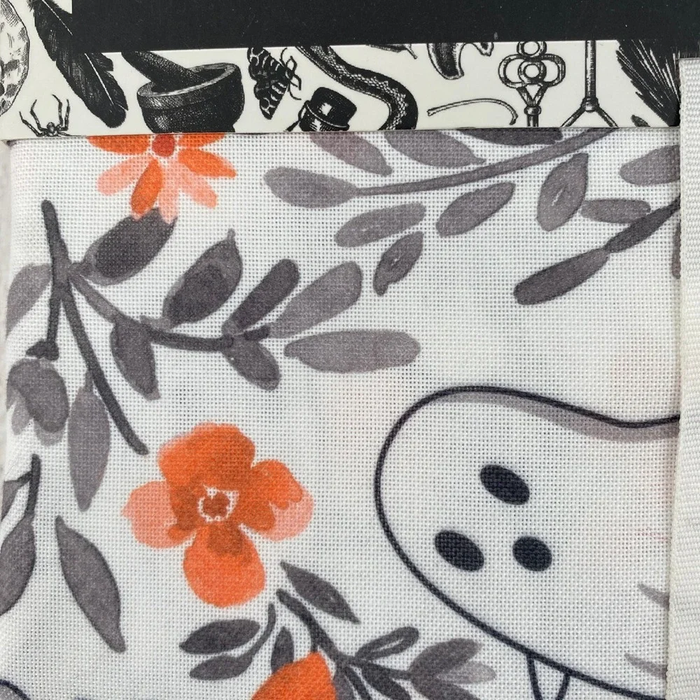 Tahari Home Tablecloth 60x84 White Ghost Floral Oblong Halloween Metallic Fall